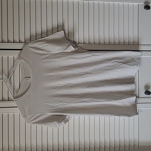 Lululemon tee